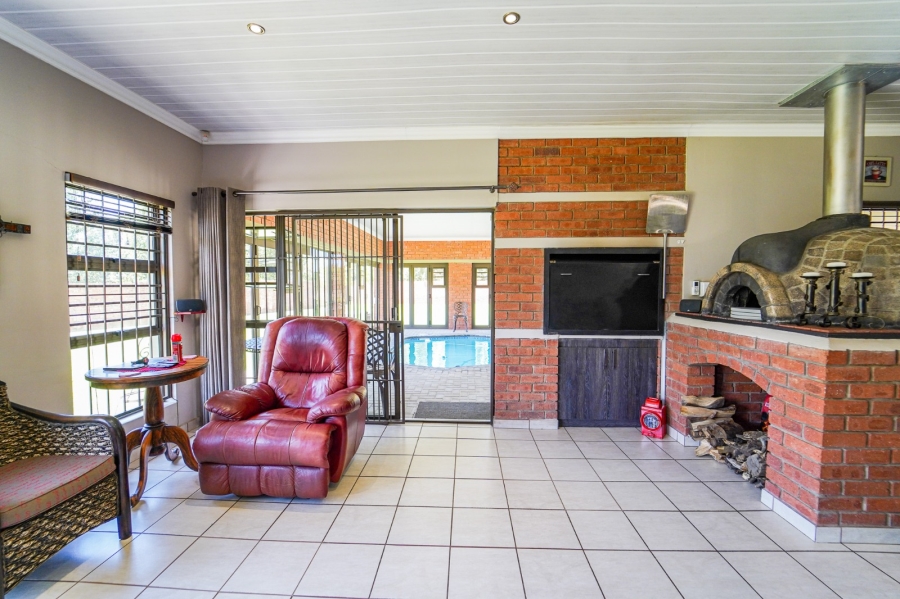 10 Bedroom Property for Sale in Bainsvlei Free State